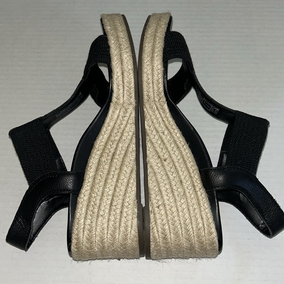 Vionic Calera Espadrille Wedge Sandal Black - Size 7 - Picture 6 of 11